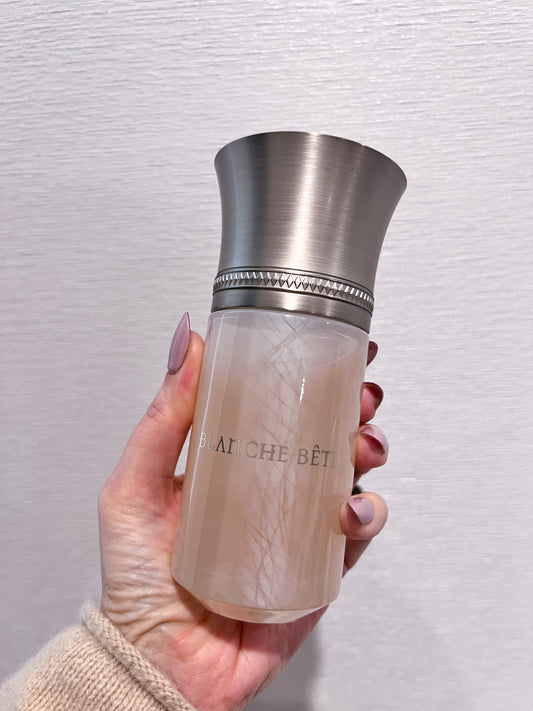 Blanche Bete by Liquides Imaginaires Travel Spray Decant